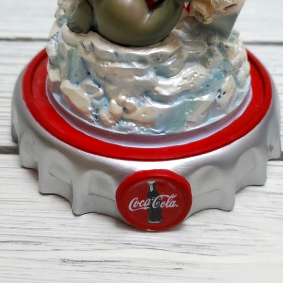 Coca-Cola Polar Bears Coca-Cola Cafe Domed Globe Limited Edition Frankli… - Picture 10 of 14